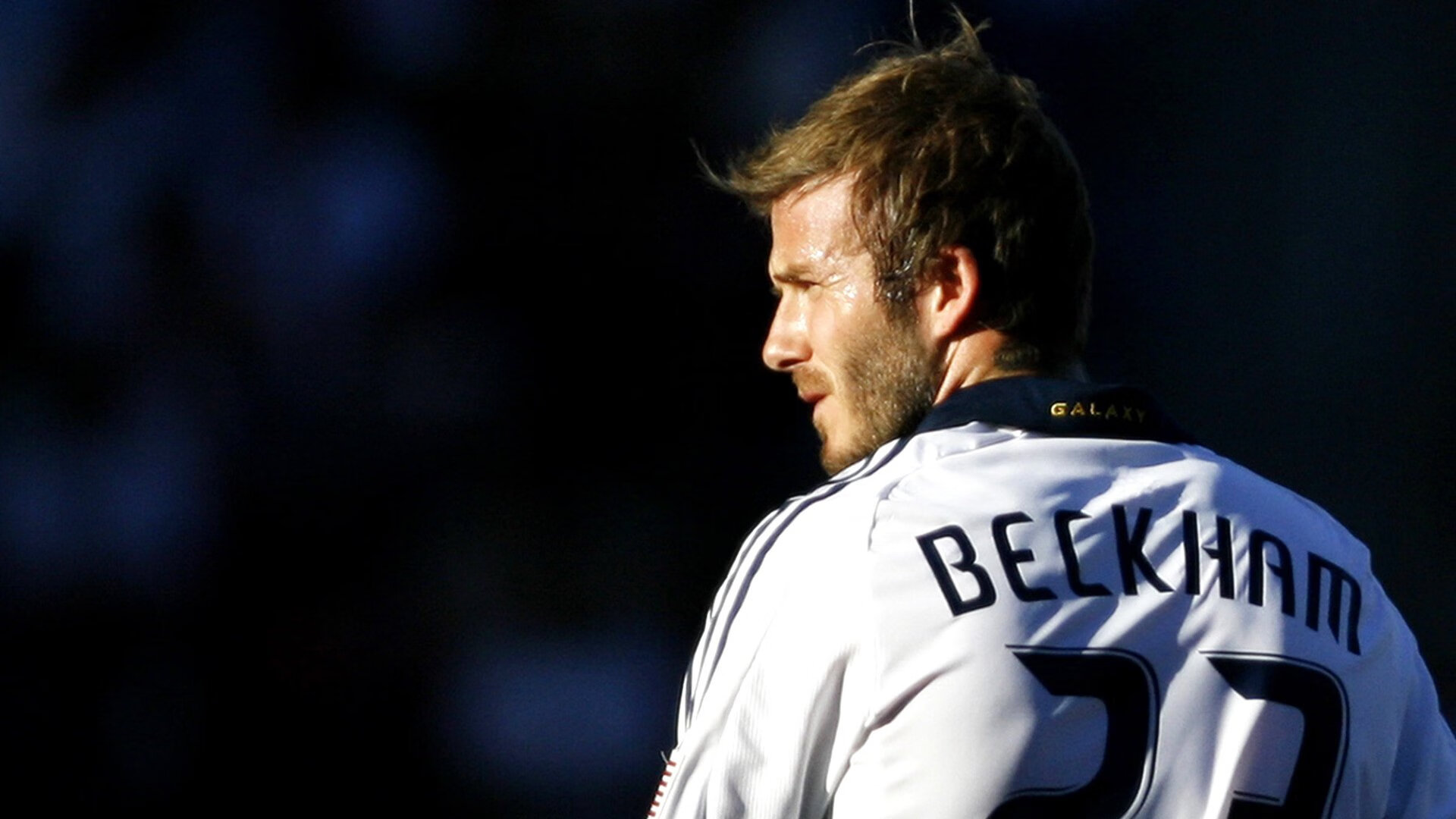 随机关键封盖：李磊最后一刻封阻上海队的必杀投篮！，李磊 球员