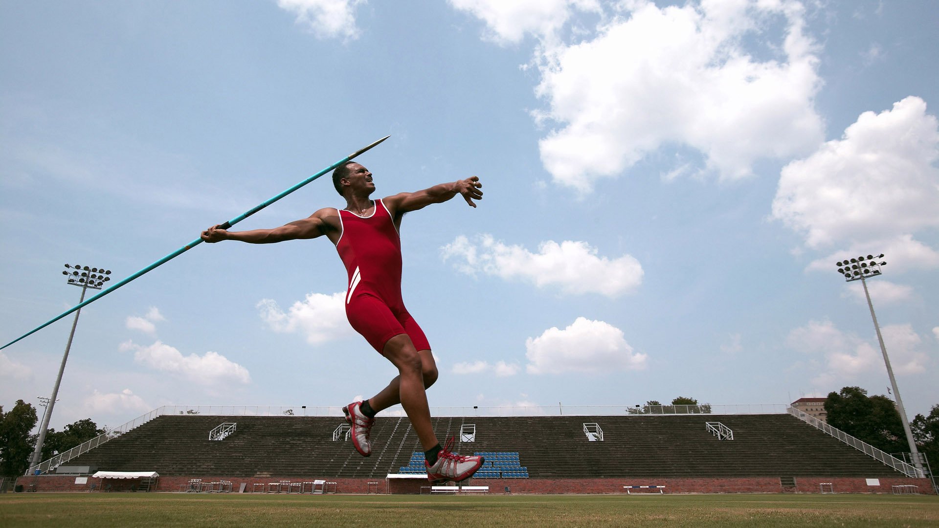 缅甸骑手Phyo Kyaw Myint Than在“Princess’s Cup Thailand 2024”中获得FEI SEA Cup季军,成绩斐然。