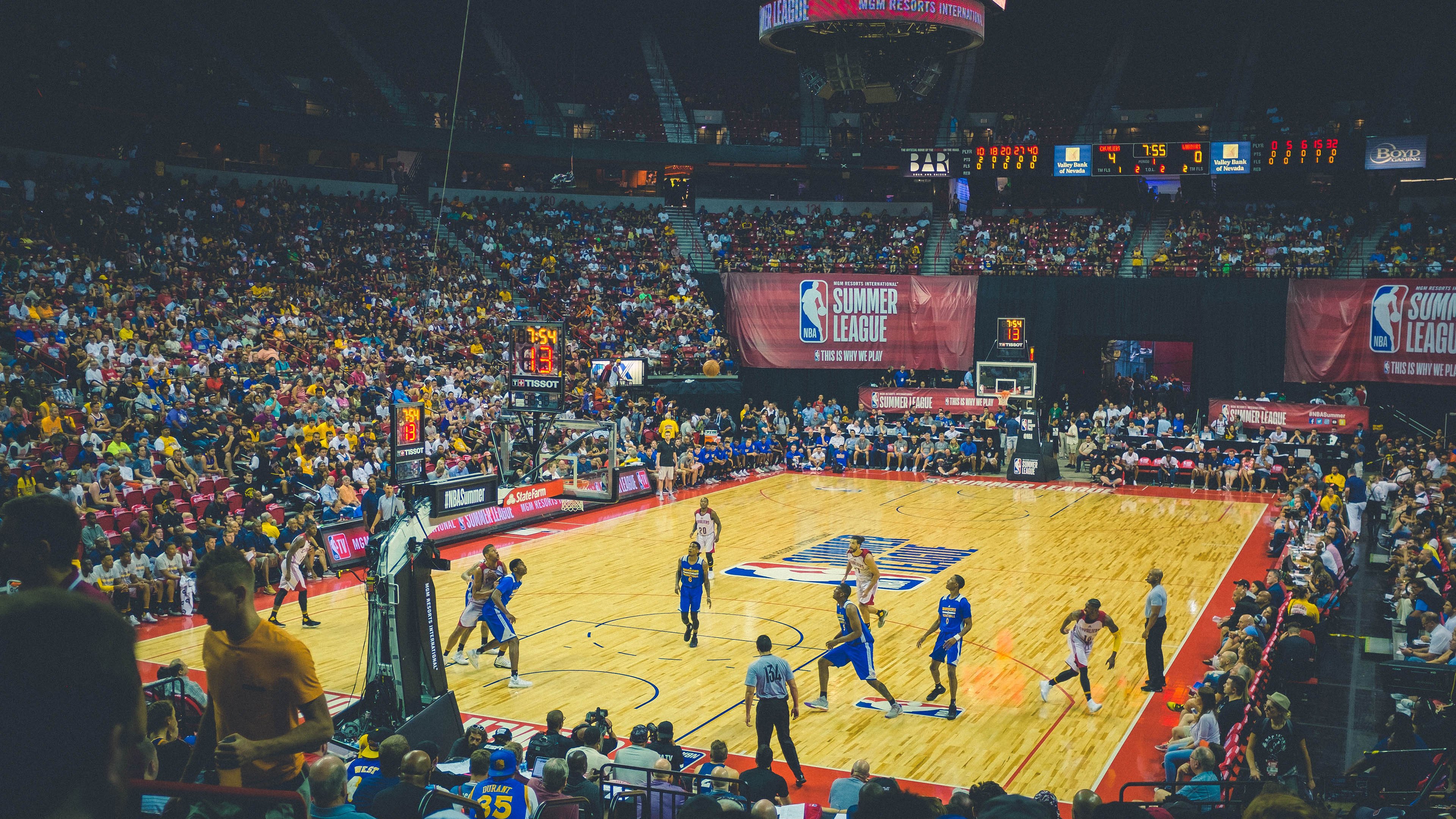 东契奇连续十场得分二十五加以上，东契奇得分集锦